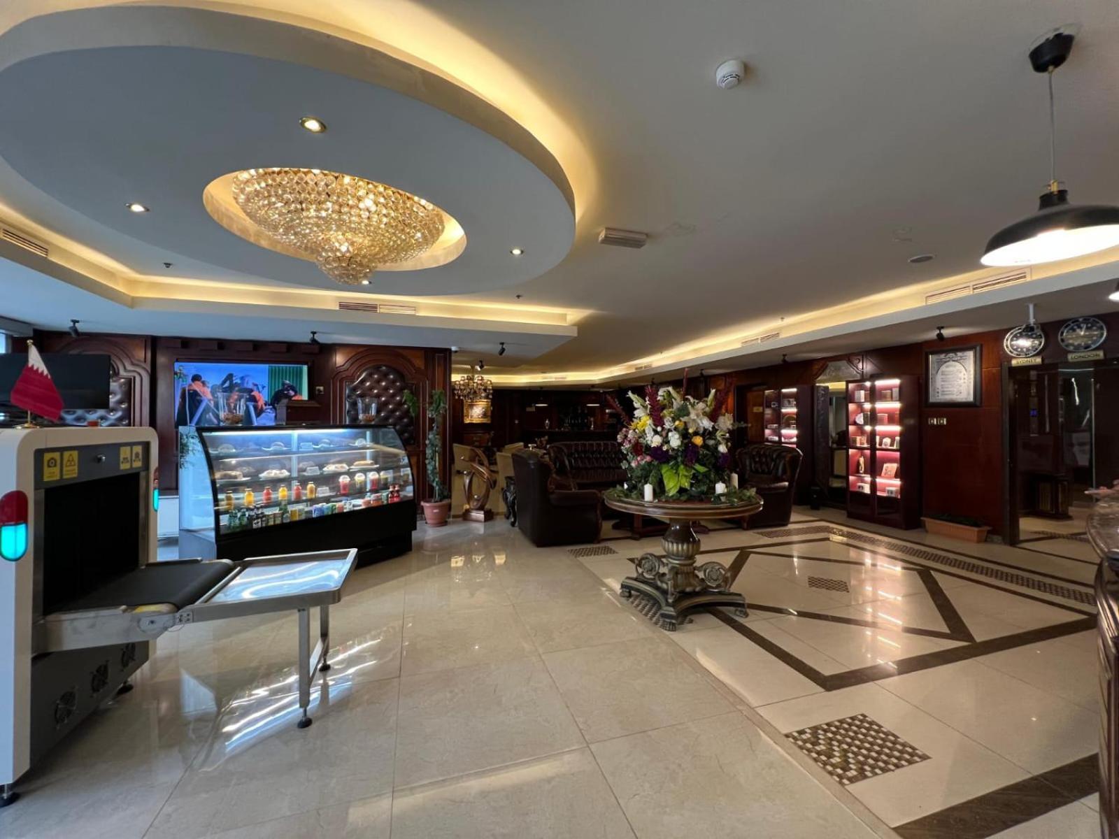 Tourist Hotel Doha Exteriör bild